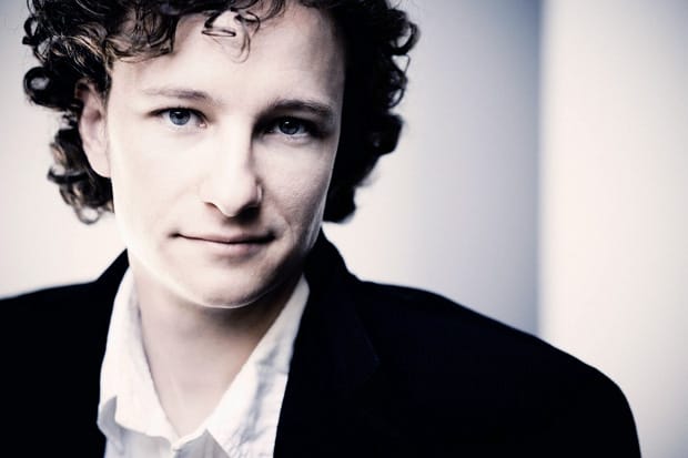 Martin Helmchen - Playing Schumann, and playing wonderfully.