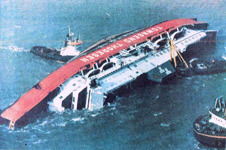 Concordia cruise ship sinking in the ocean, illustrating a maritime disaster with rescue boats nearby, emphasizing historical maritime accidents and emergency response.