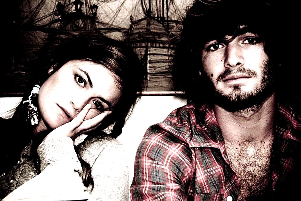 Angus & Julia Stone - carrying on the family tradition.