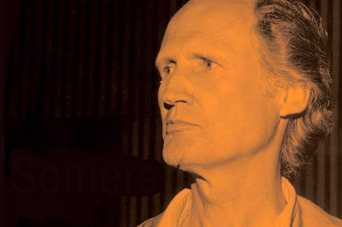 History of music and news archive, vintage photo of a mature man with gray hair, representing Past Daily's sound archive of historical audio recordings and news broadcasts.