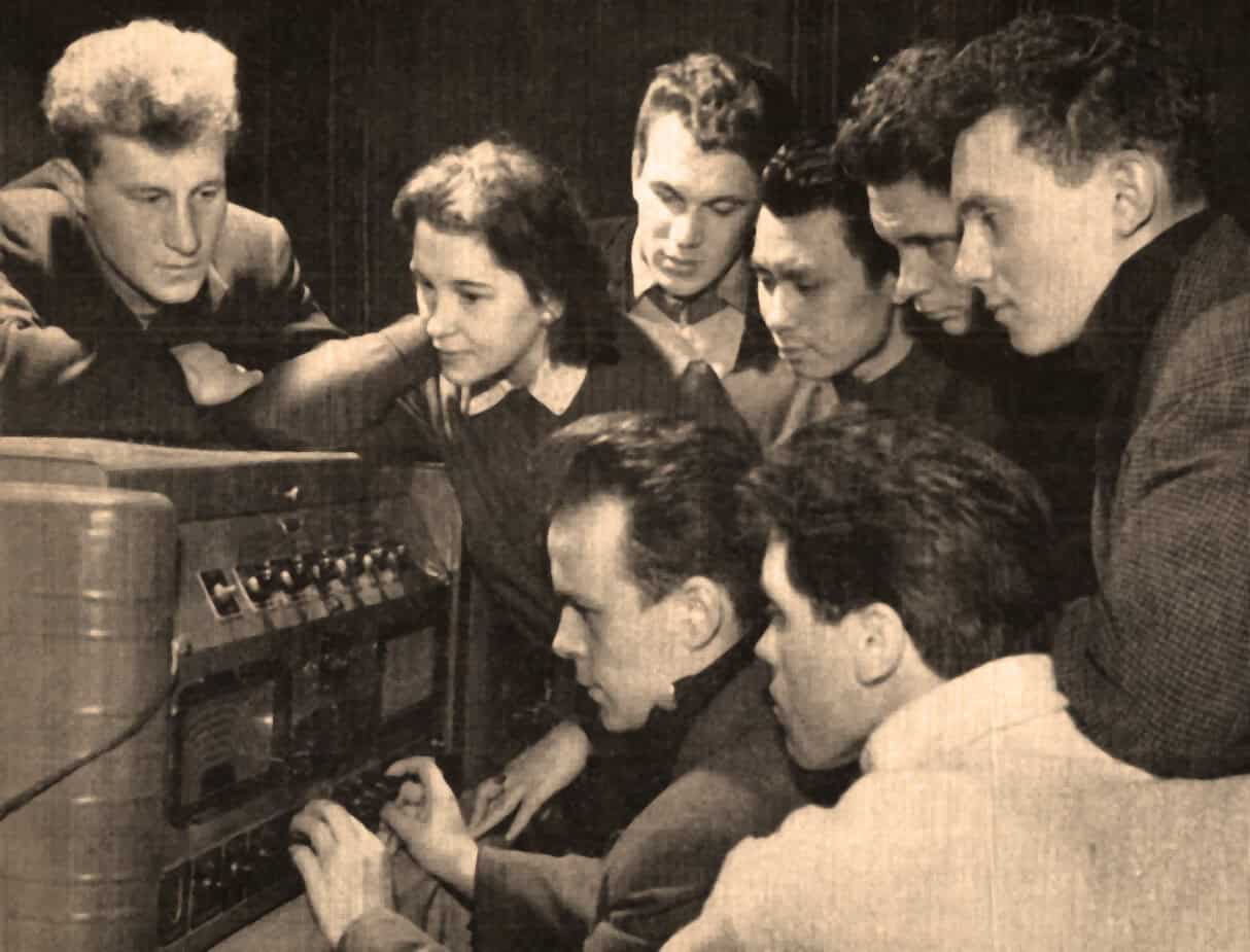 Dialing Shortwave