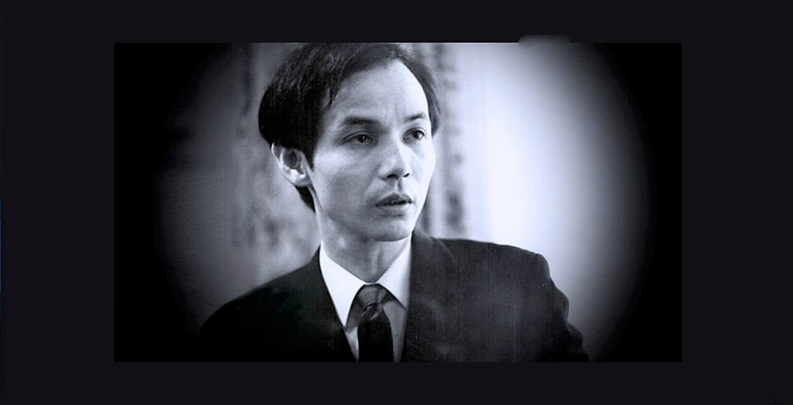 Listening to black and white audio of news, history, and music archives from Past Daily.